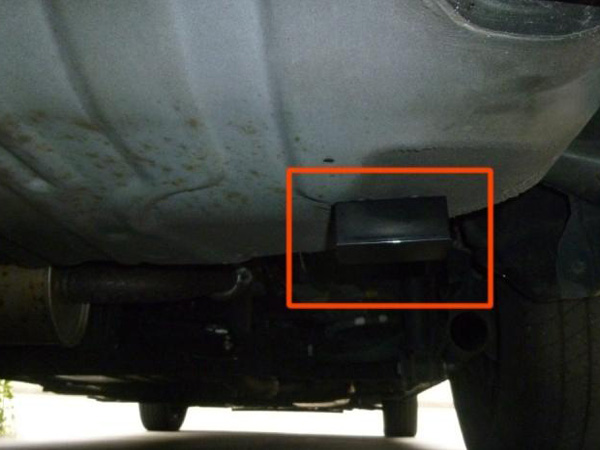 无极车辆GPS定位器检测与拆除